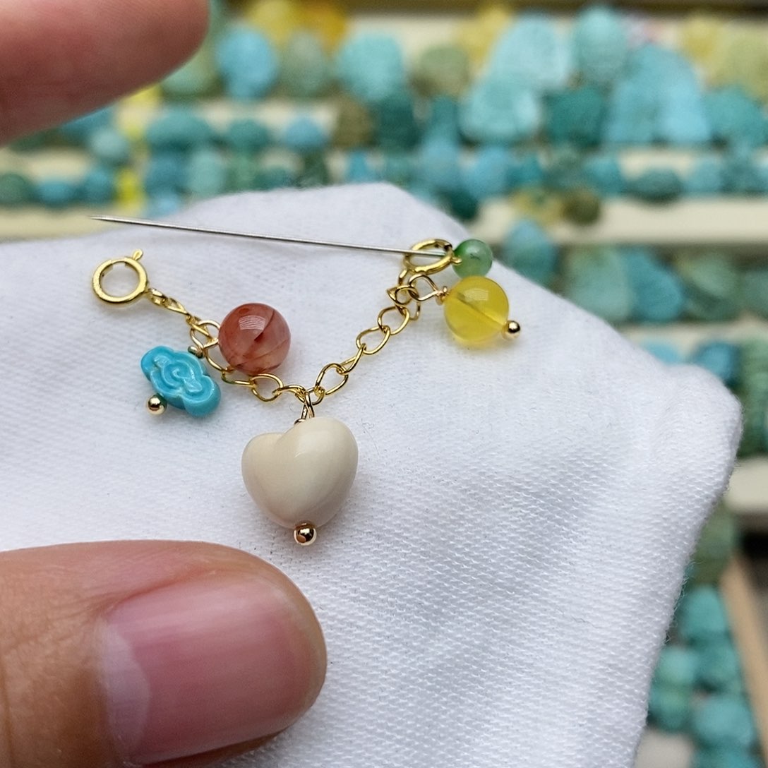 未镶嵌南红玛瑙珠宝奇石