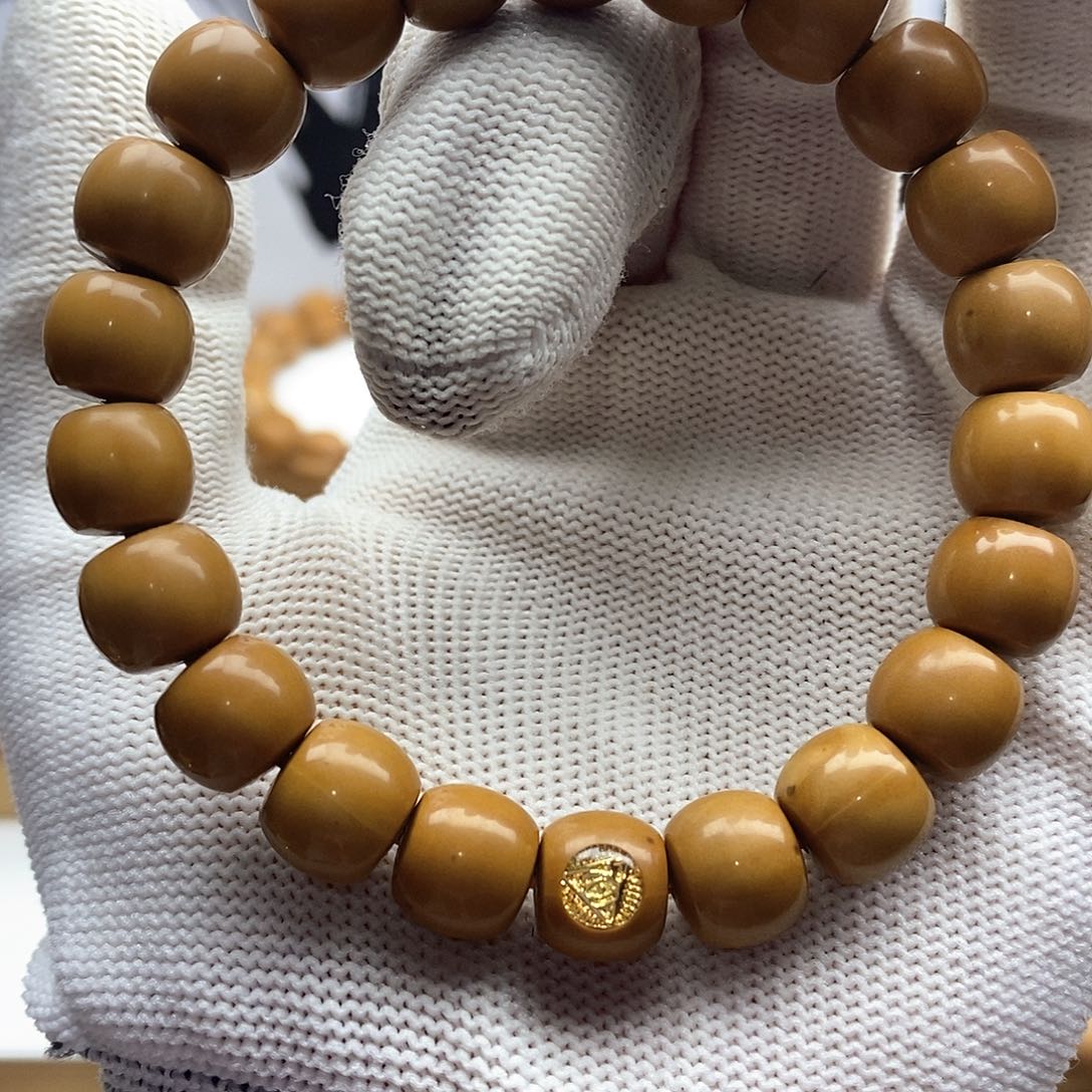 猴头核桃吊坠练手款直切带金标18.8