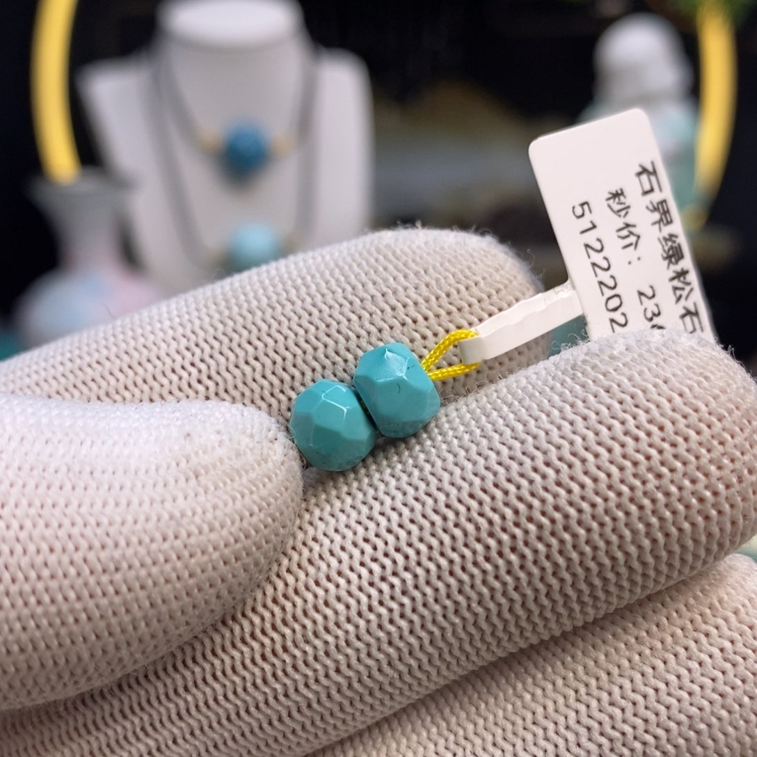 绿松石未镶嵌珠宝奇石7.0