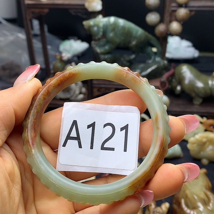 和田玉未镶嵌车挂