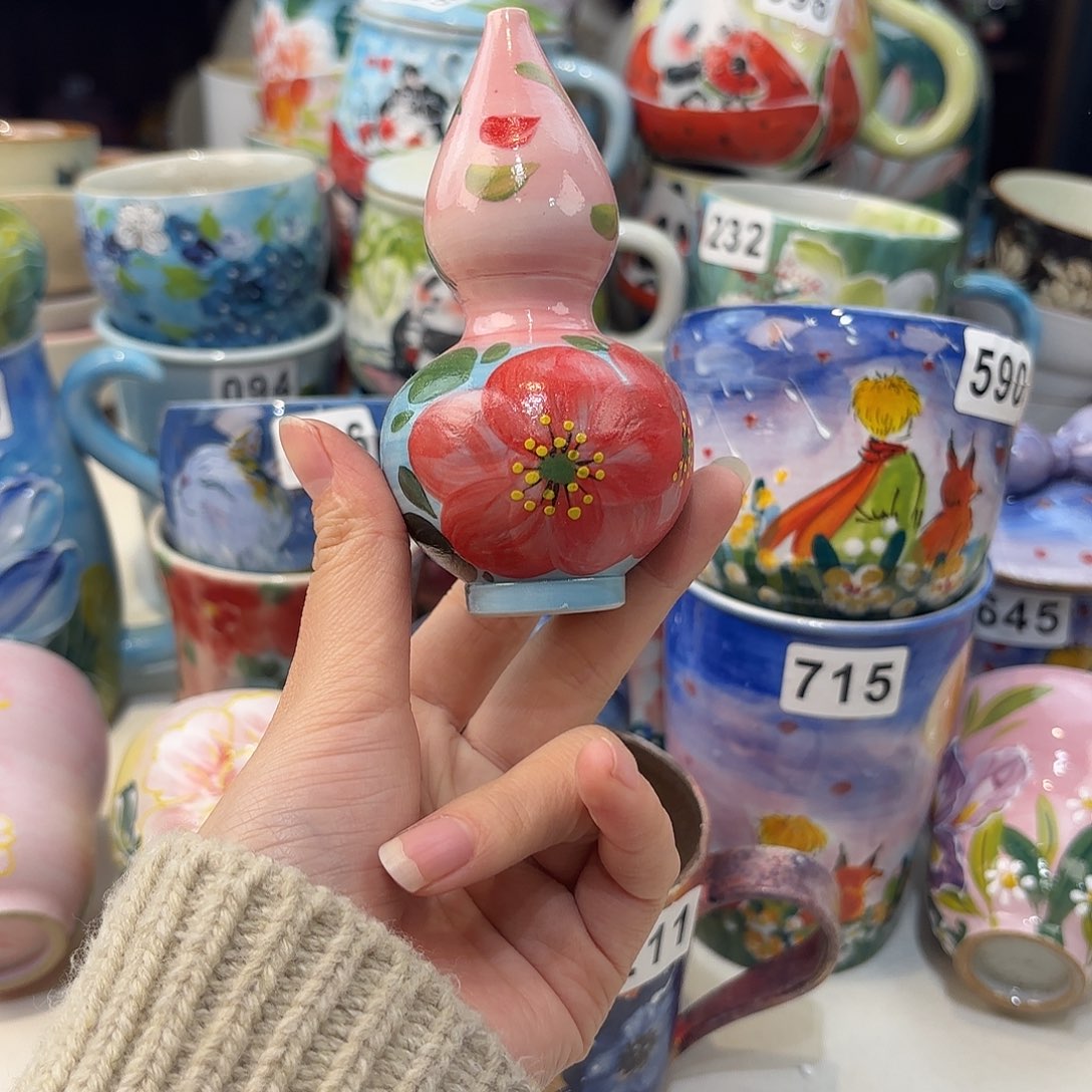 瓷片兔兔好可爱呀打