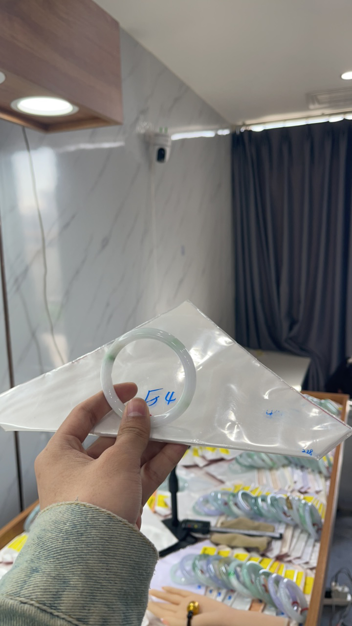 纯天然缅甸翡翠A货买断