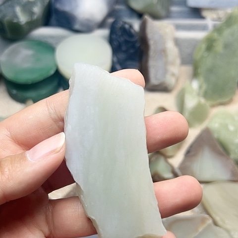 【闪购商品】和田玉未镶嵌笔搁