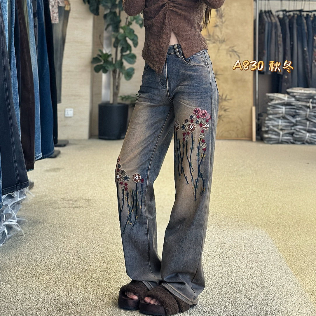 超然冬季新款重工刺绣植绒提花加绒中腰显瘦直筒牛仔裤百搭显腿长