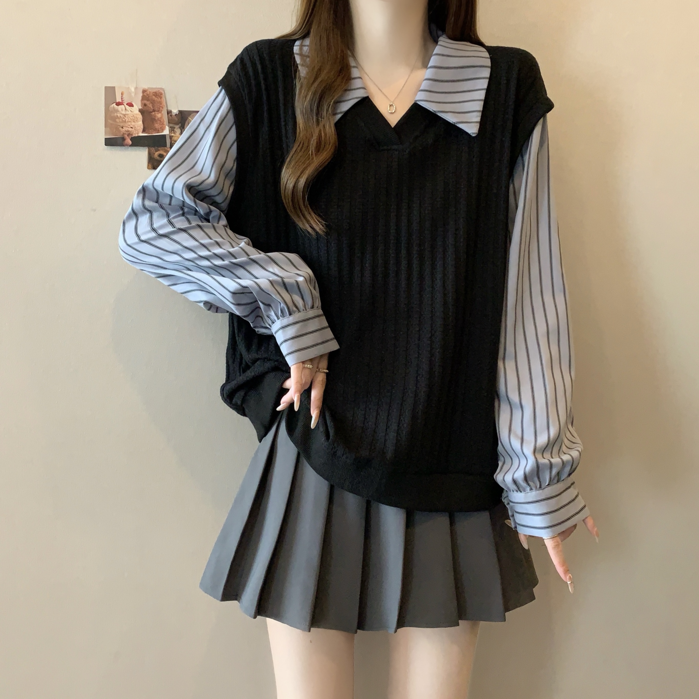 【青青】大码长袖针织衫衬衫女秋季条纹撞色假两件宽松上衣-2575