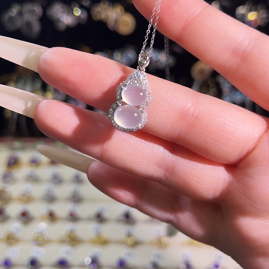 养***多蛇纹石玉银S925镶嵌颈饰