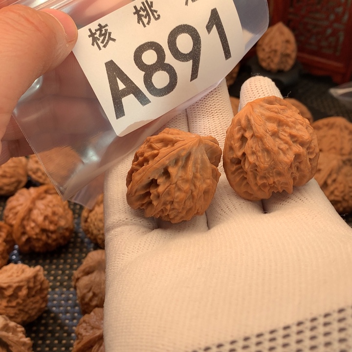 文玩核桃吊坠龙门涧36