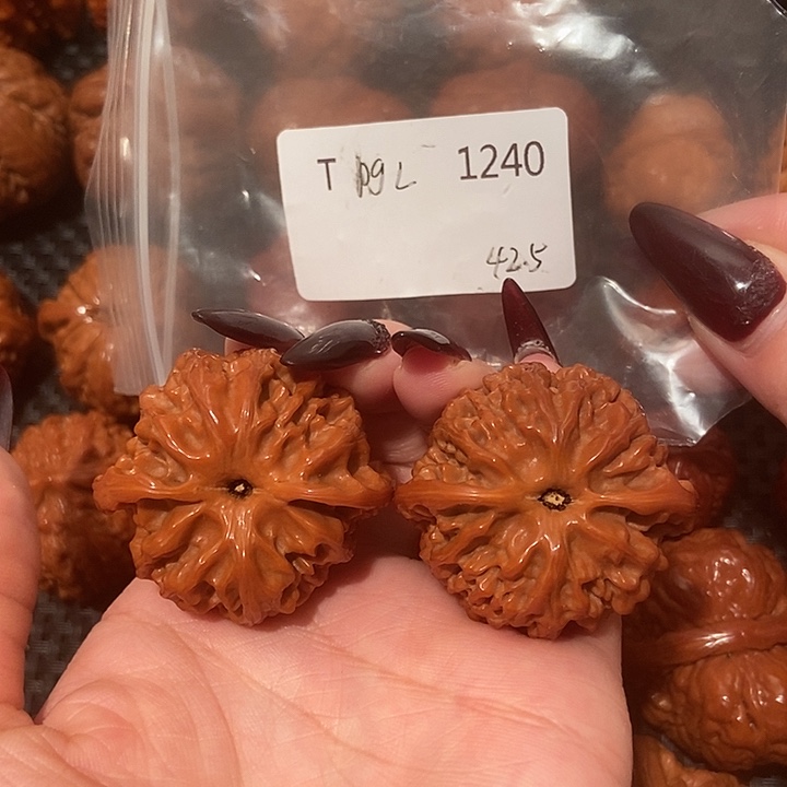 用***9文玩核桃吊坠苹果园42