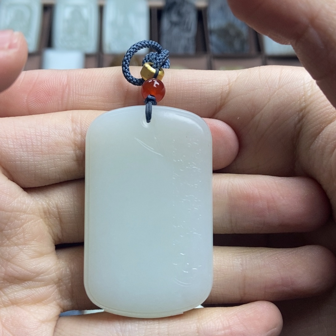 和田玉（糖玉）颈饰未镶嵌