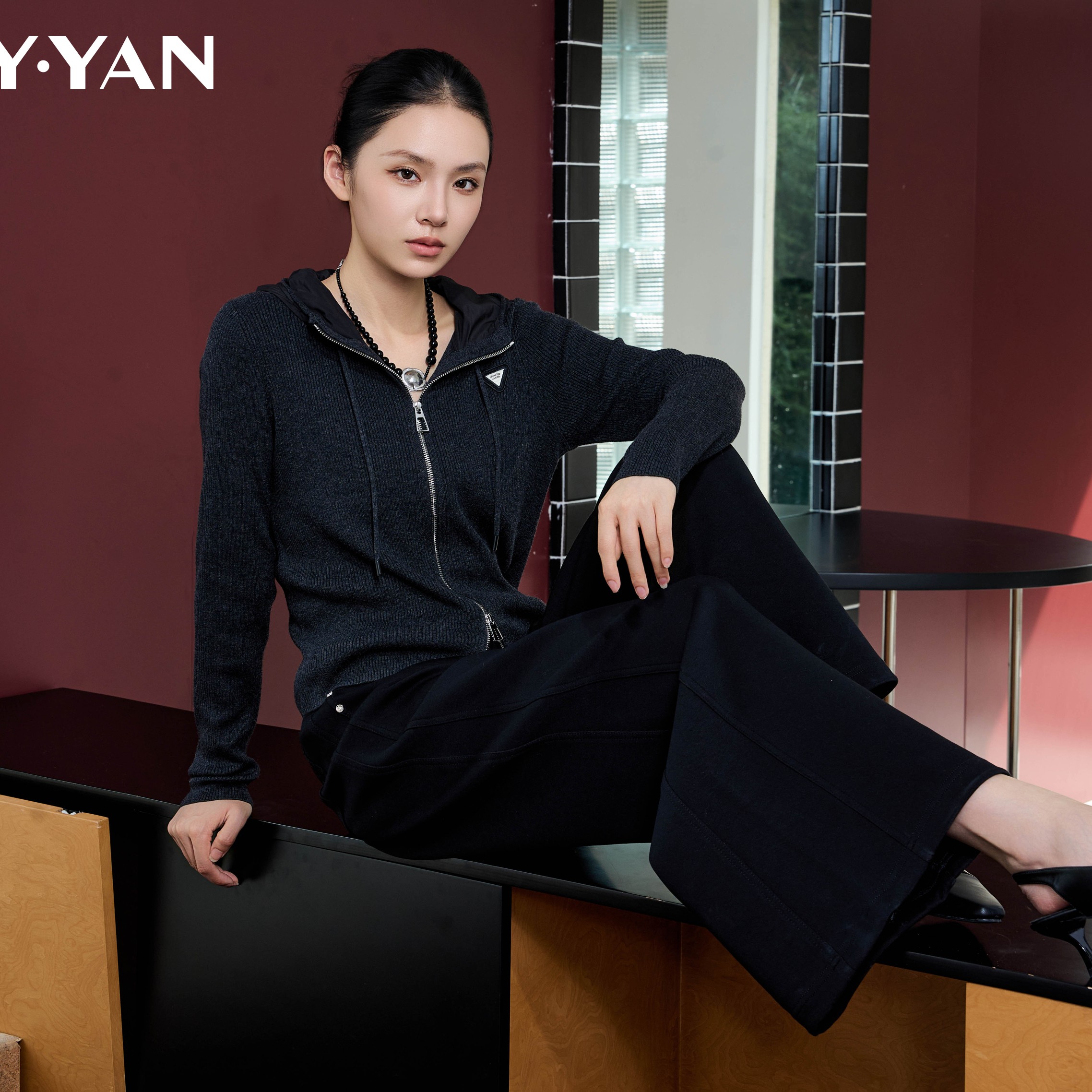 拉链纯色拼接欧美风短外套女士时尚高质感穿搭
