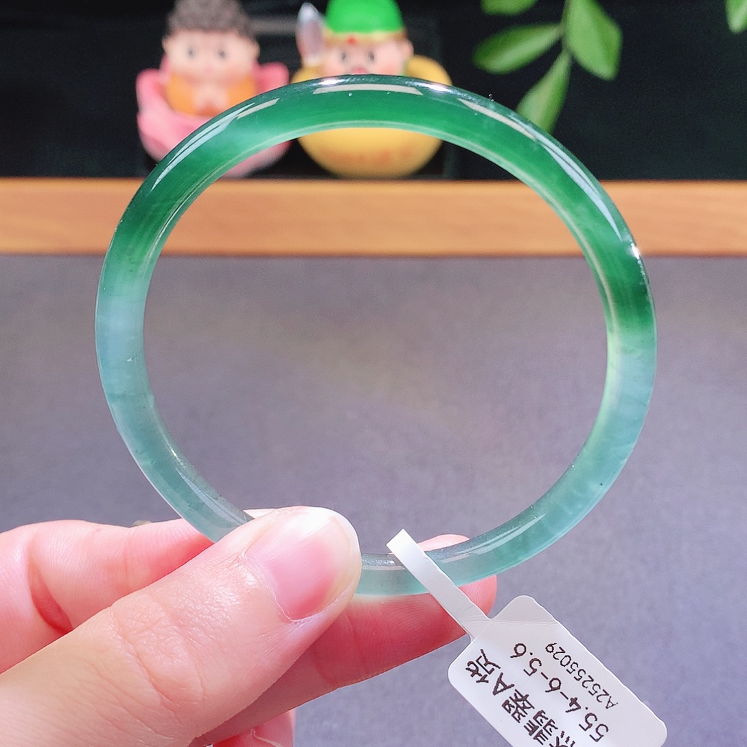 翡翠未镶嵌手镯天然翡翠