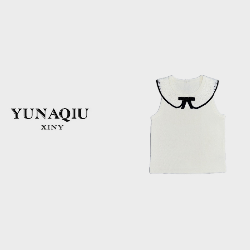 YUNAQIU休闲时尚简约黑白撞色减龄娃娃领无袖套头针织背心-8076