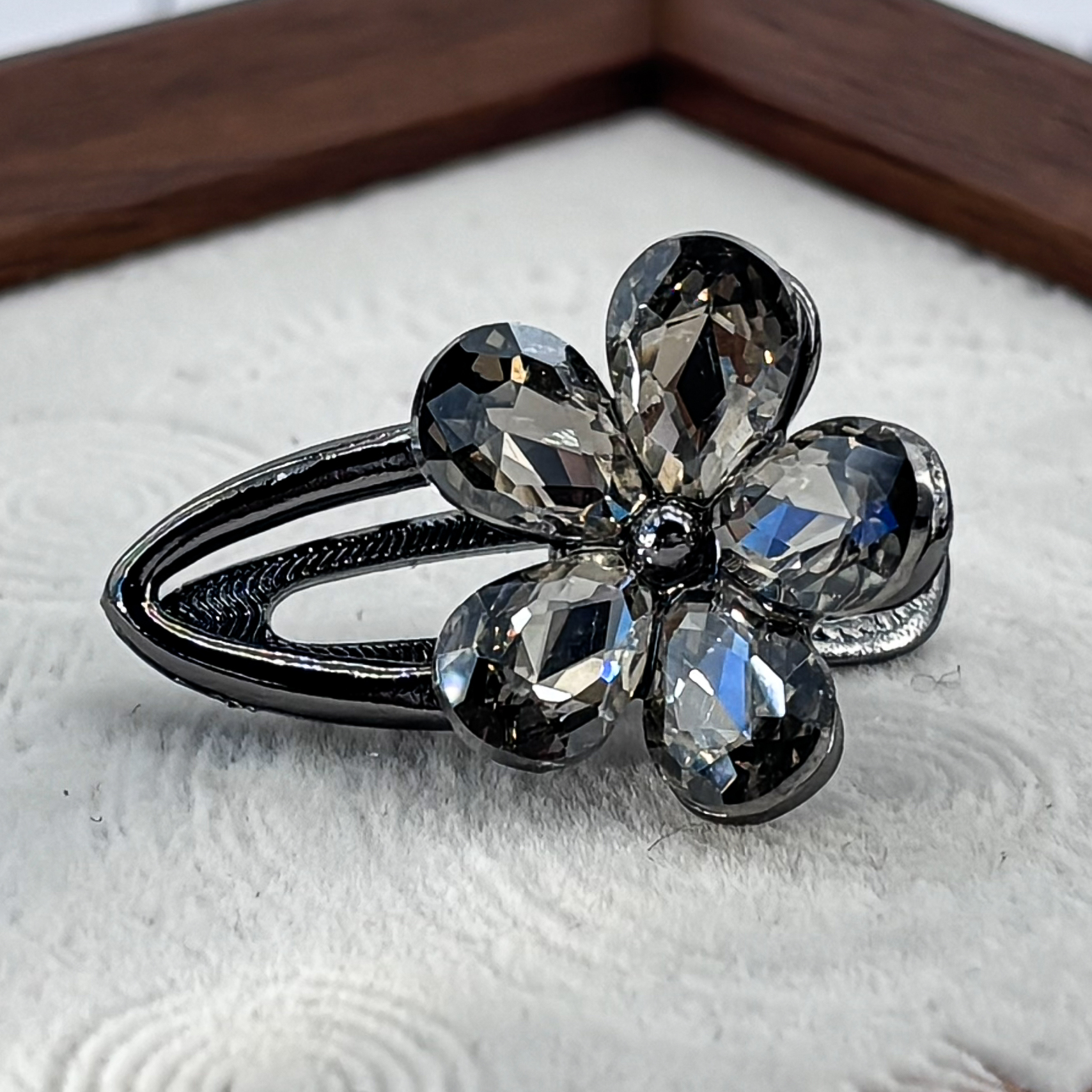 1083简约花朵小压夹