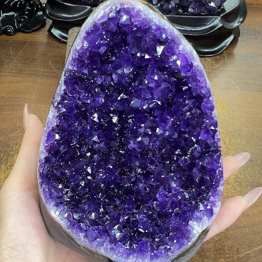 紫晶摆件未镶嵌天然水晶摆件未镶嵌