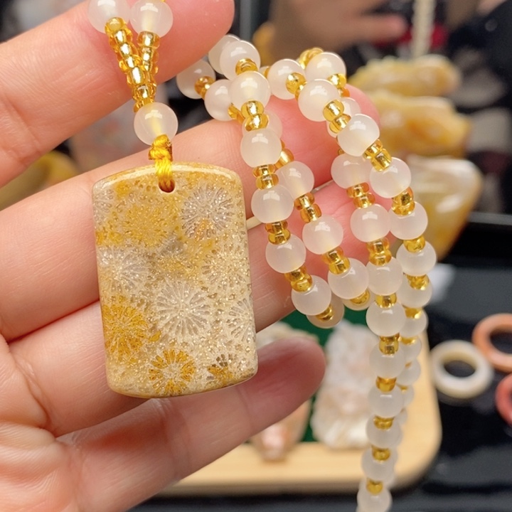 硅化珊瑚（珊瑚玉）手镯未镶嵌