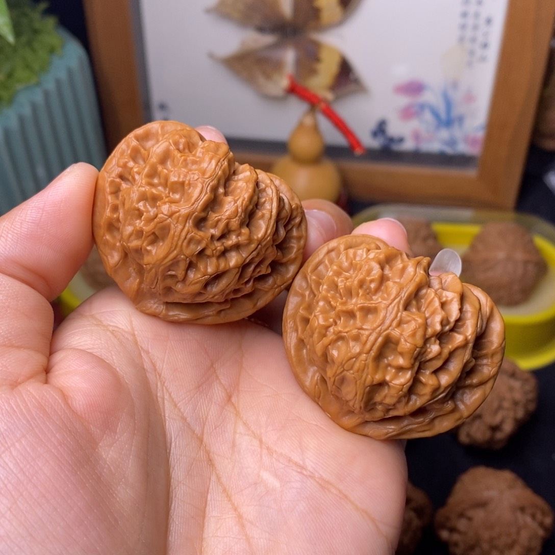 文玩核桃把件42.5宫灯