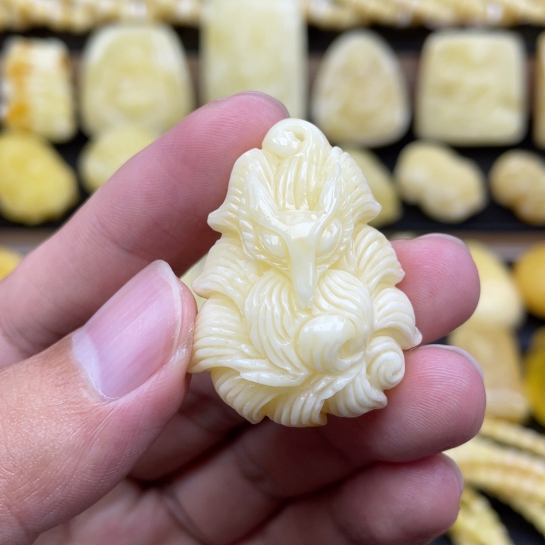 裸石琥珀未镶嵌琥珀蜜蜡