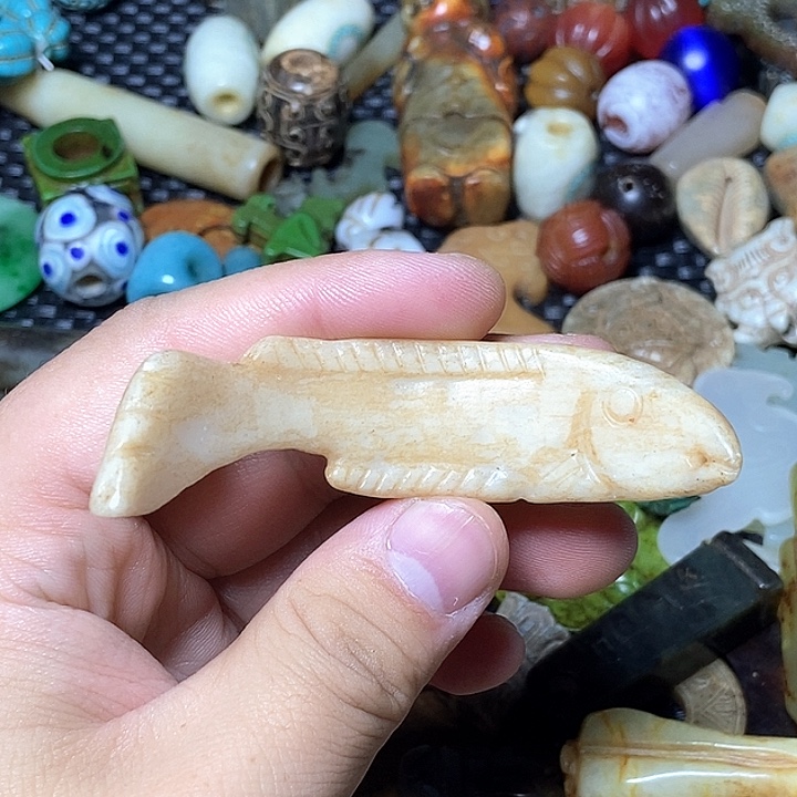 和田玉未镶嵌颈饰40