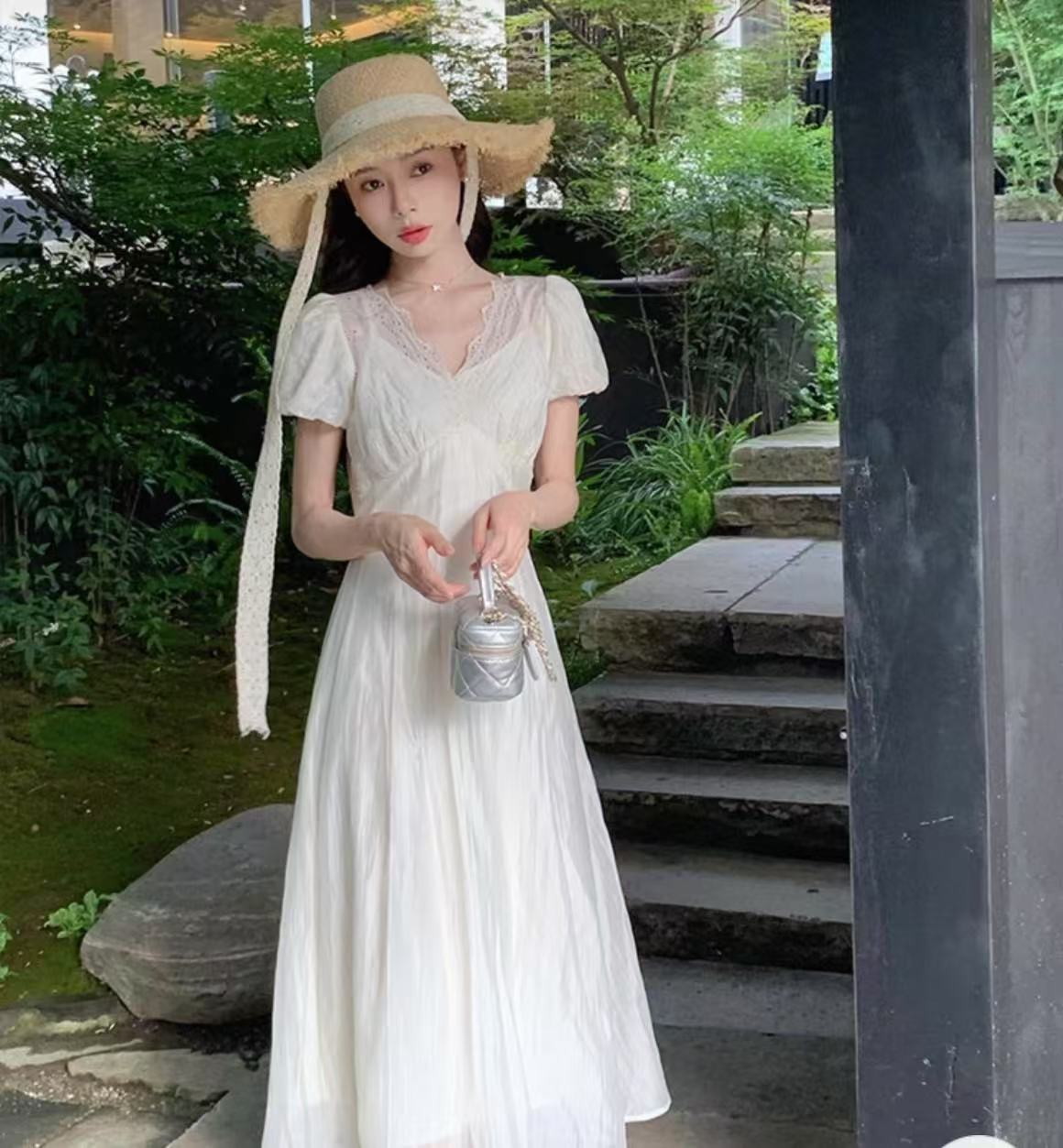 【小苍兰】重工天 丝镂空刺绣连衣裙 2025夏季新款