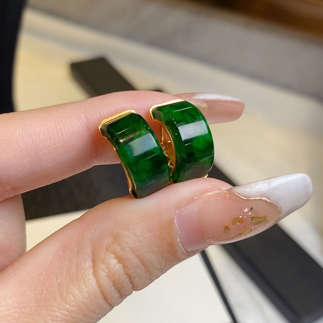 翡翠耳饰18K金镶嵌冰辣色圈圈