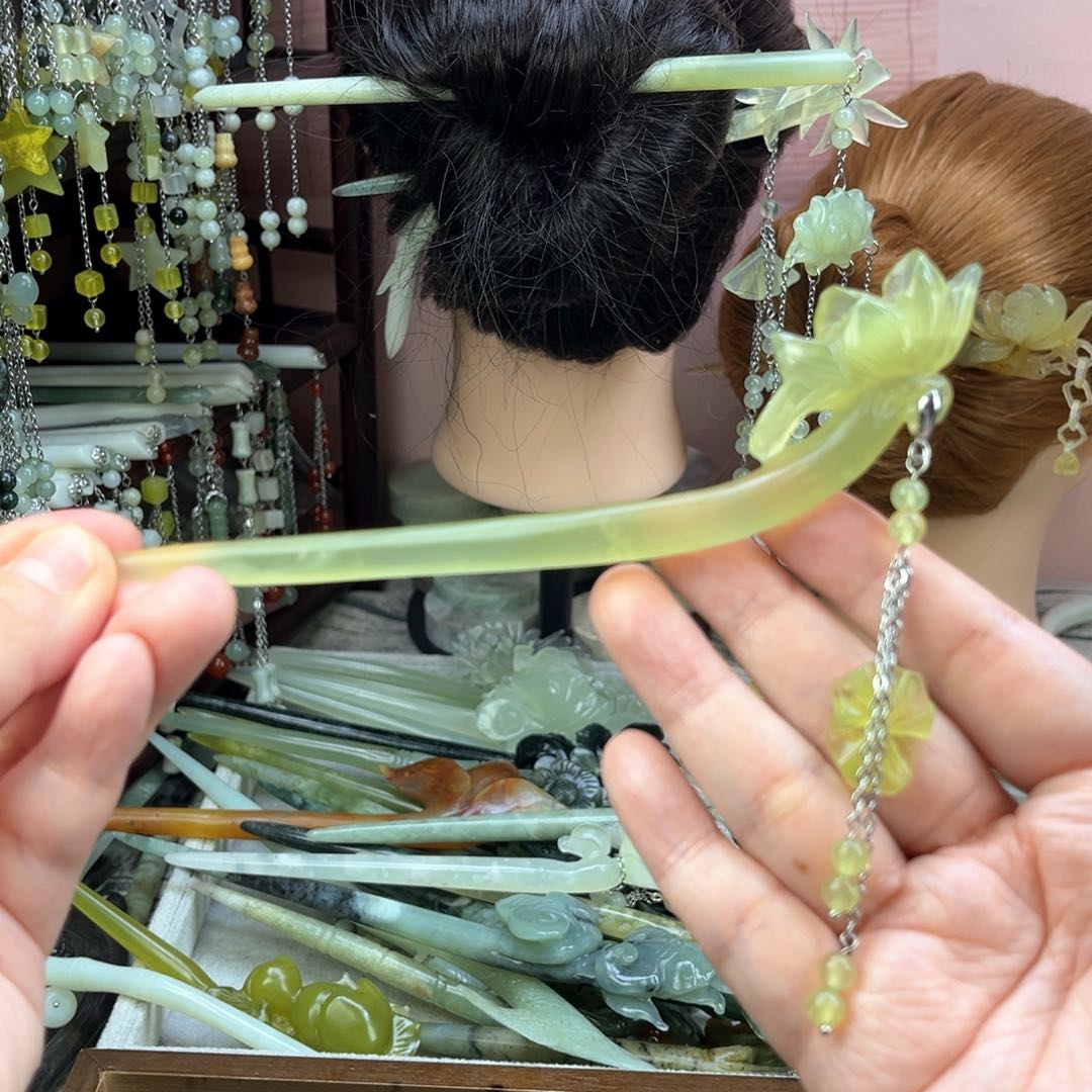 蛇纹石玉发饰未镶嵌长度16.5厘米左右