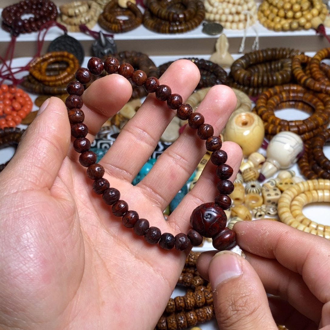 B***e大叶紫檀（黑酸枝木类）