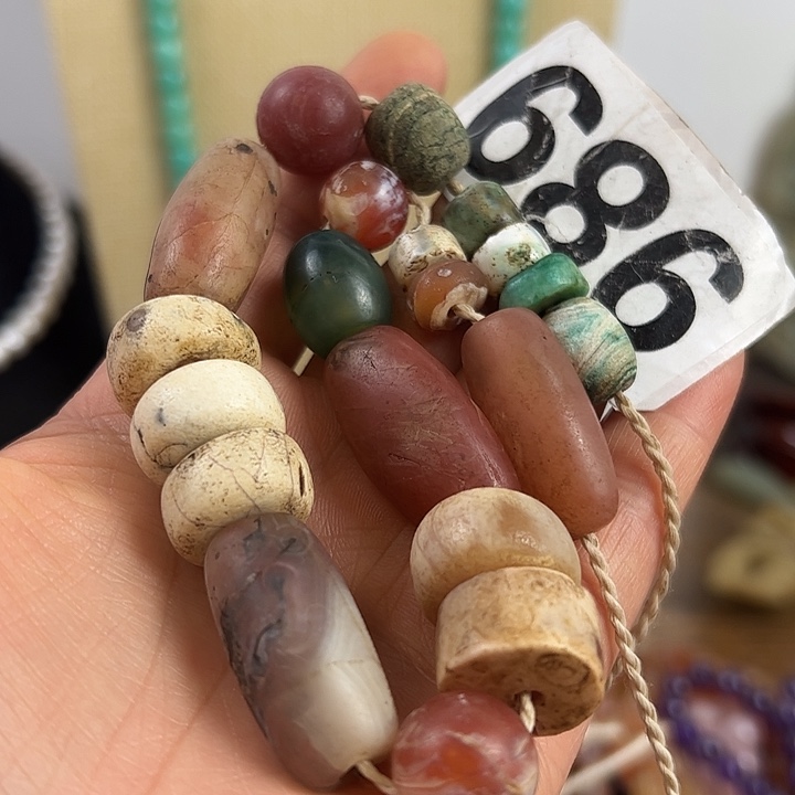 玛瑙/玉髓颈饰未镶嵌