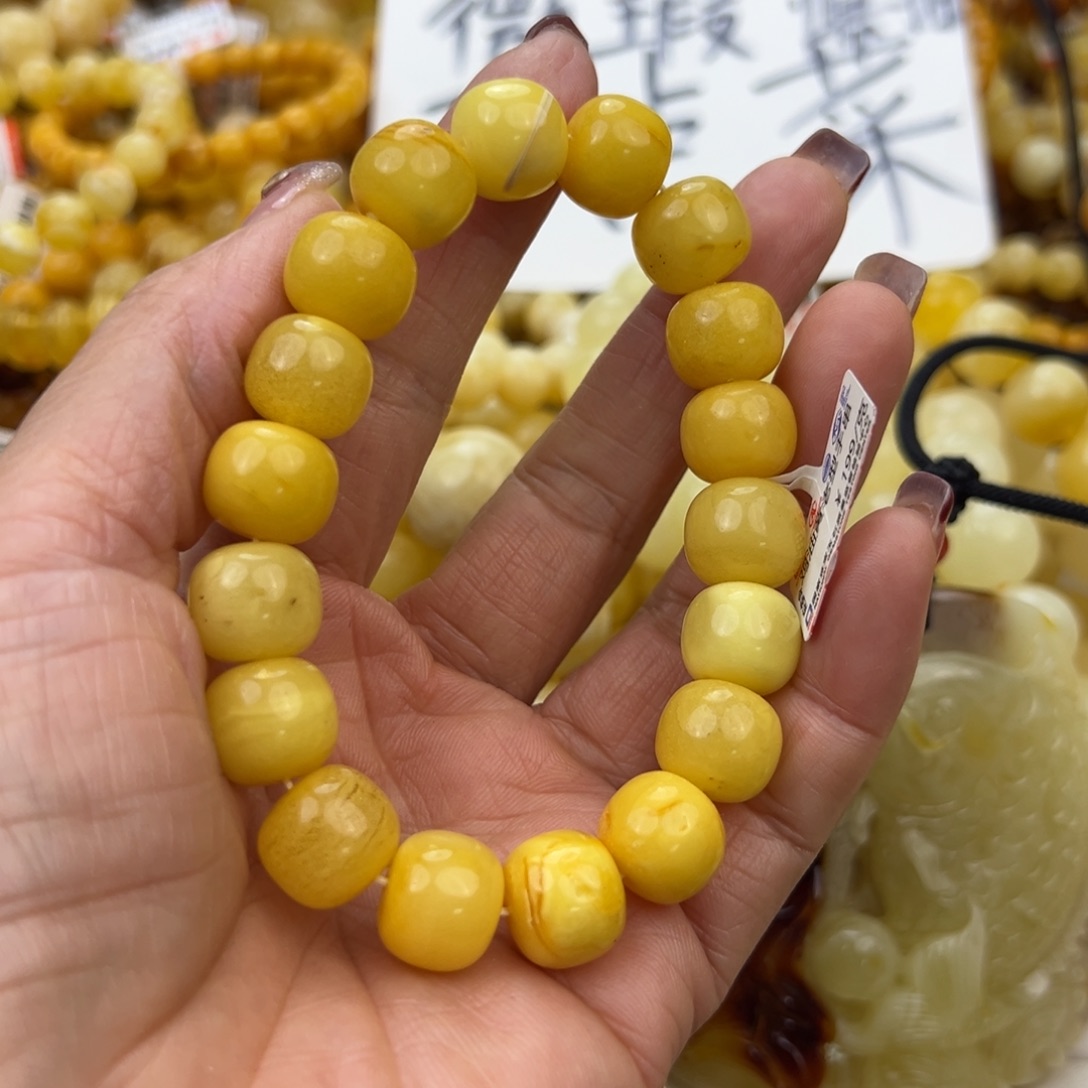 琥珀珠宝奇石未镶嵌