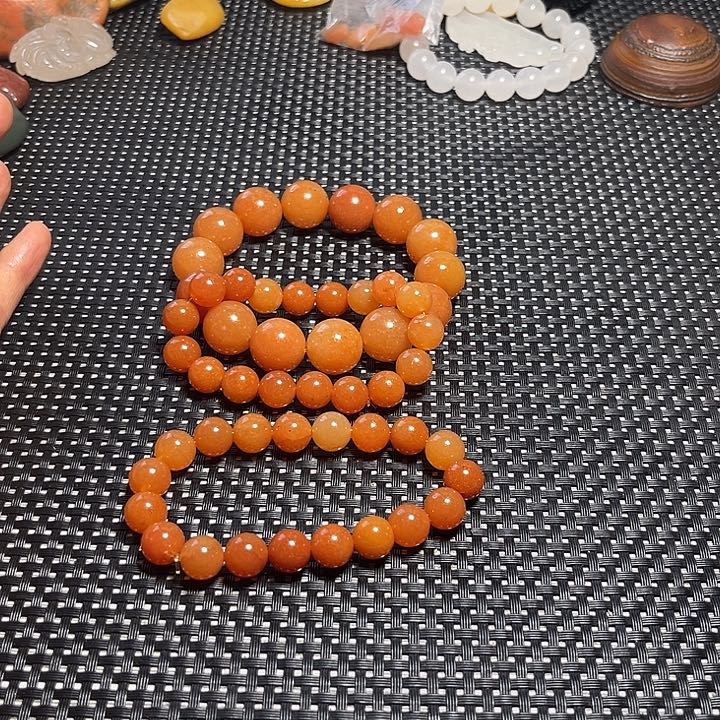 未镶嵌石英质玉（天山翠）珠宝奇石