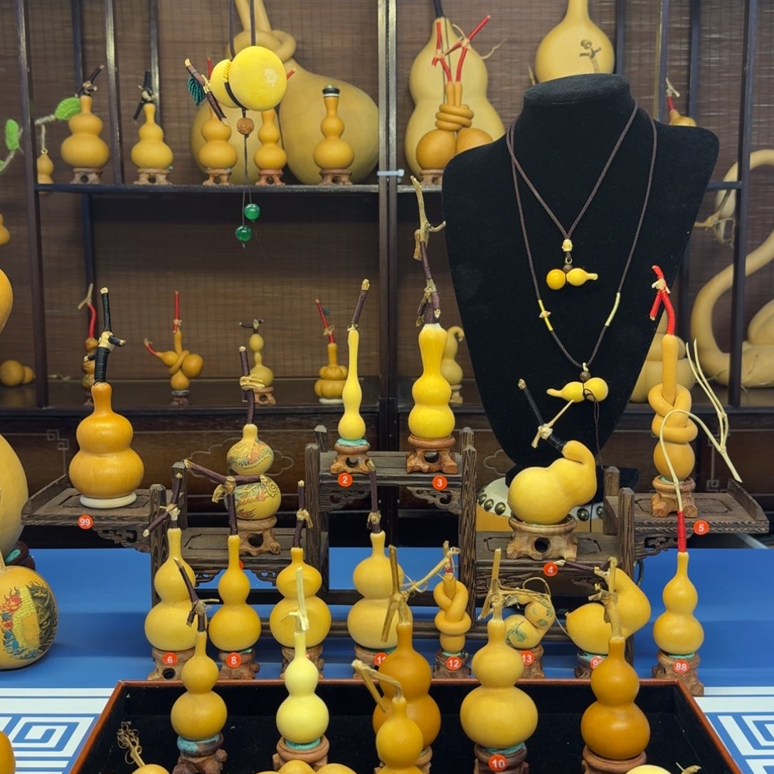 M***m啦咯啦咯啦咯啦咯啦咯啦