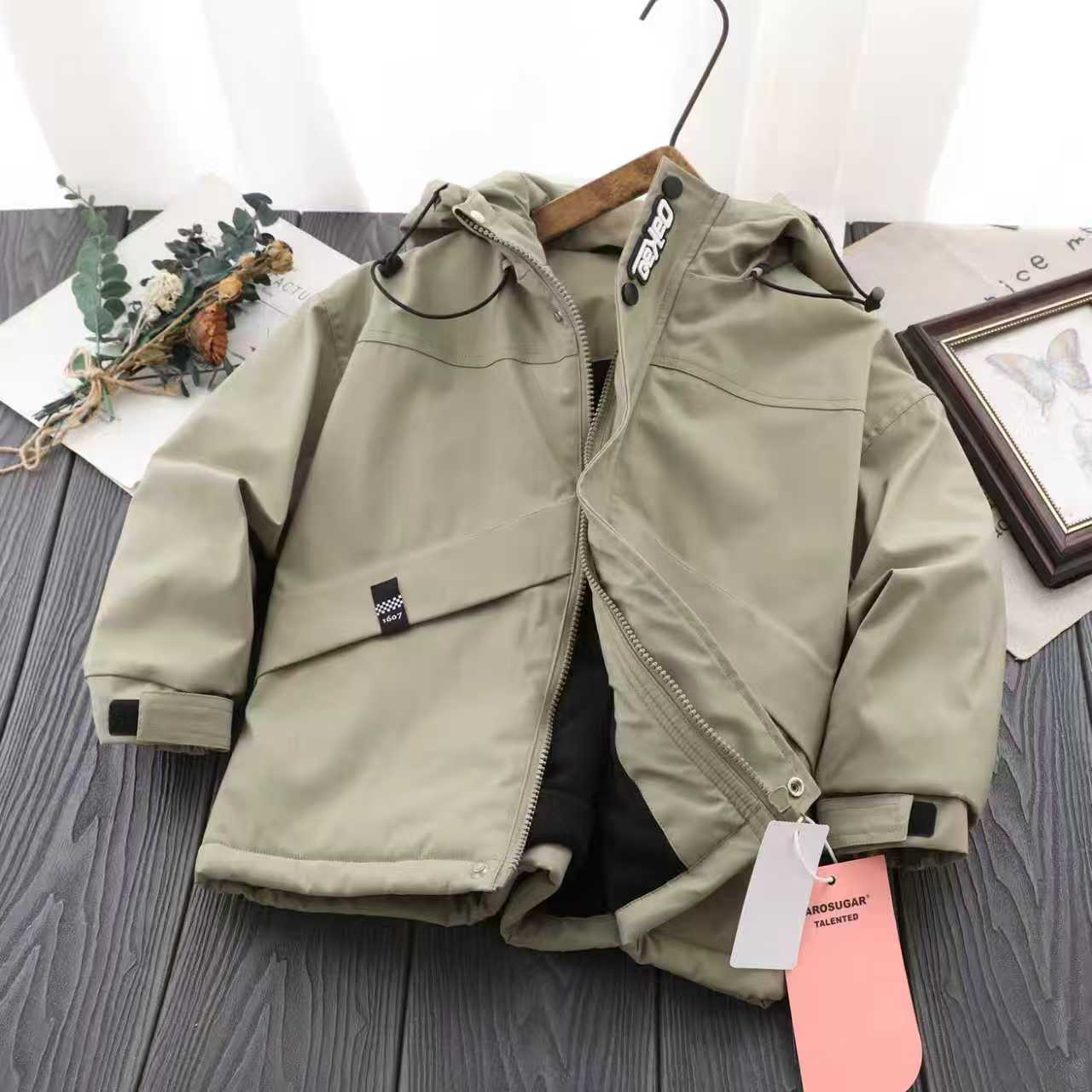 冬季新款连帽工装风运动风棉服时尚中大童