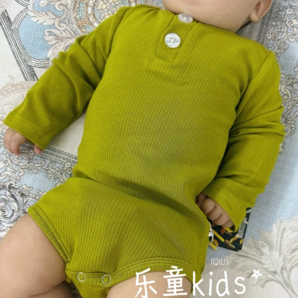 乐童kids·纯色坑条套头开胸两粒扣长袖包屁衣