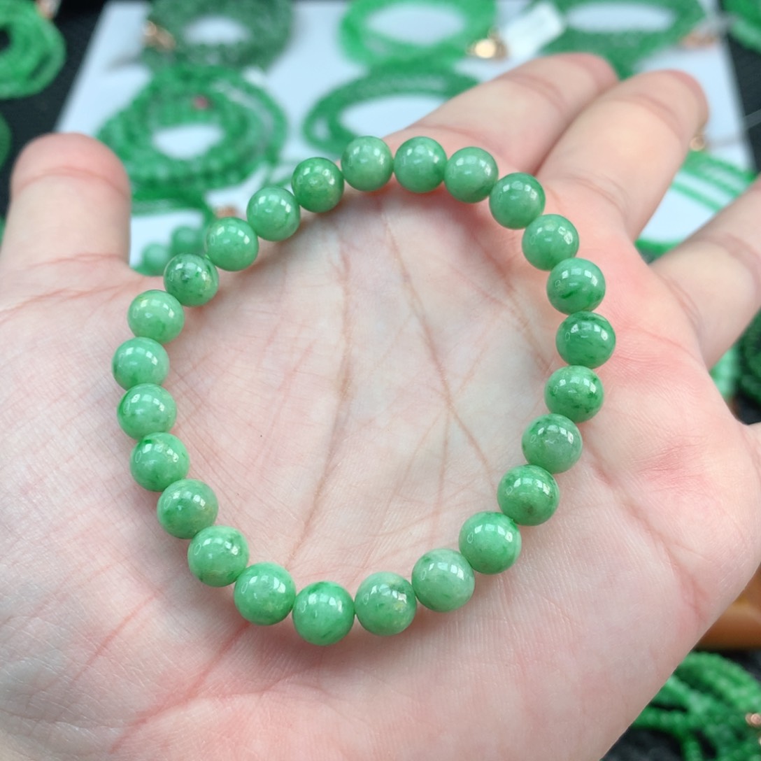 翡翠手链未镶嵌翡翠