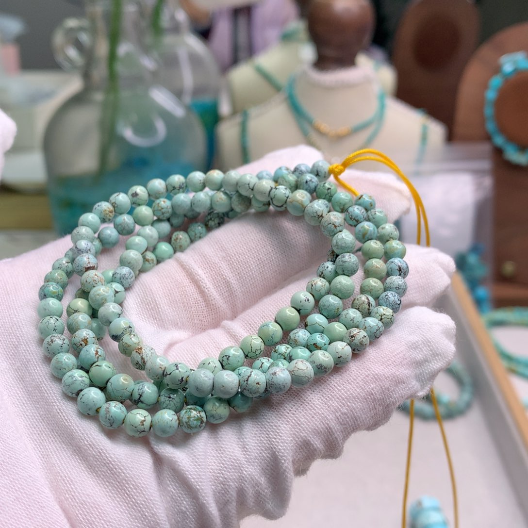 绿松石未镶嵌饰品