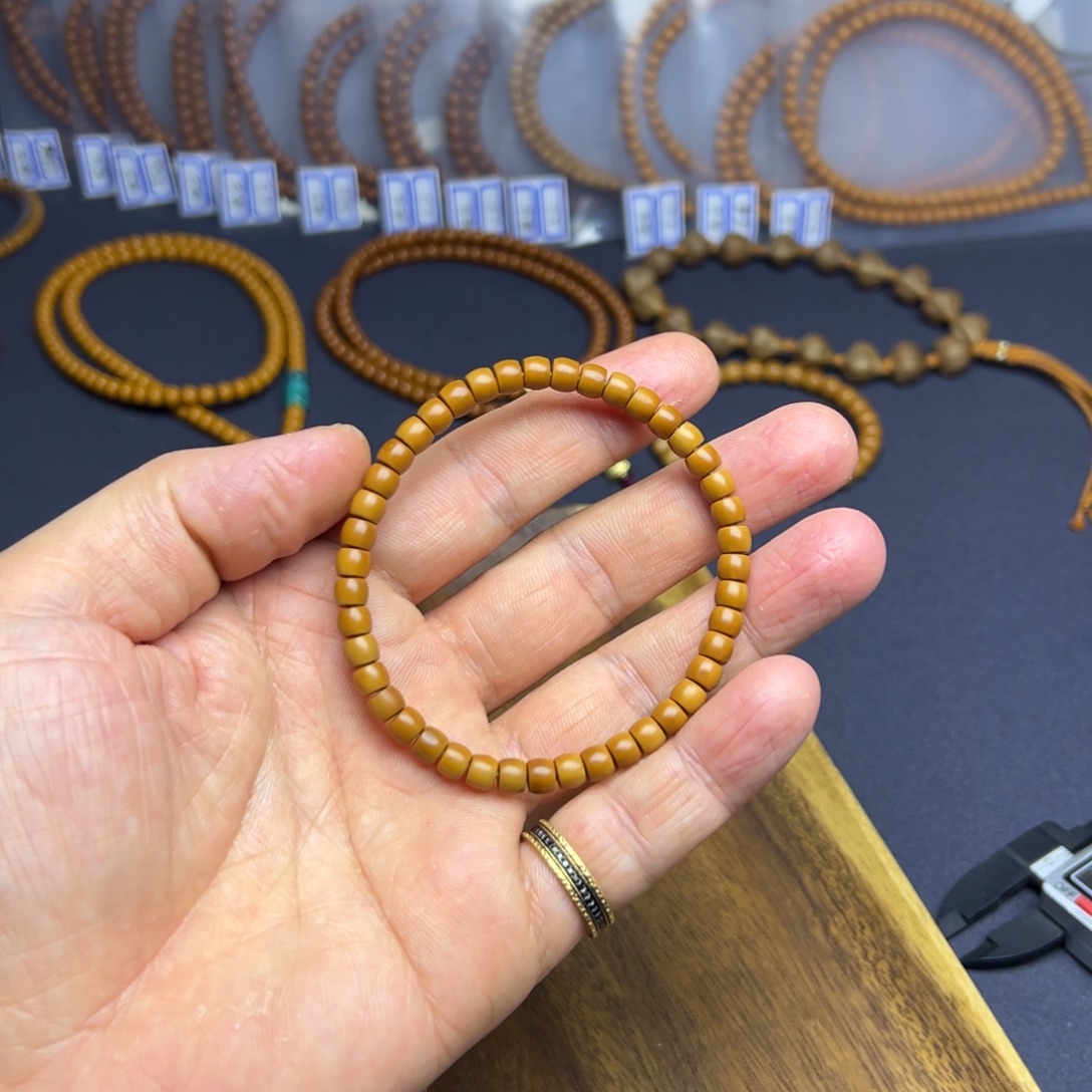 橄榄核手串老挝核尖5.4mm