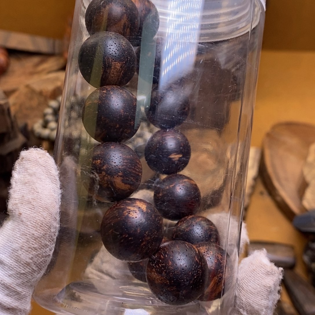 强1.8家居日用把件