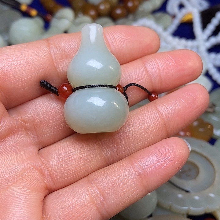 吊坠(不含链)未镶嵌和田玉李****活