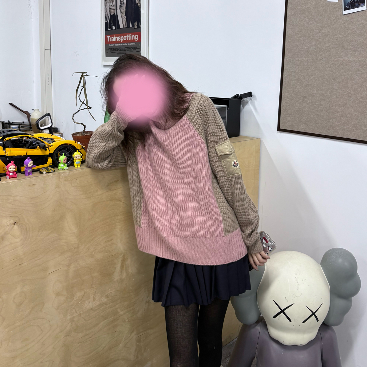 99新 MONCLER 新款拼色袖标口袋款高领毛衣 L码 ys000735