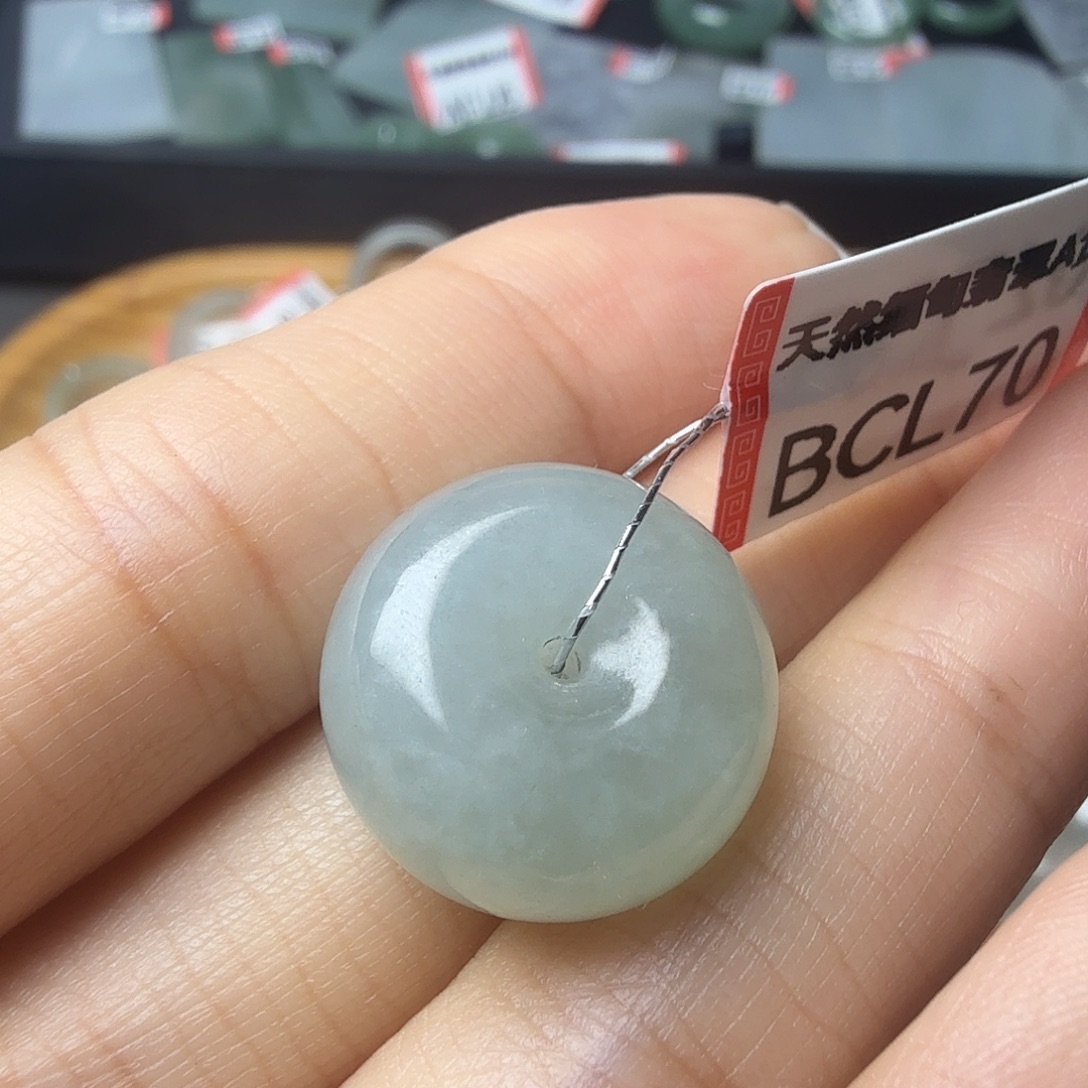 翡翠未镶嵌颈饰天然缅甸翡翠A货