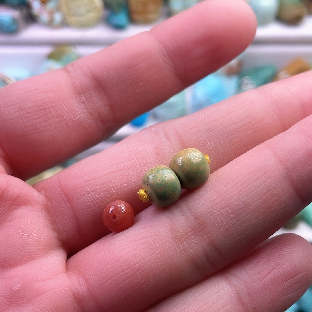 南红玛瑙颈饰未镶嵌