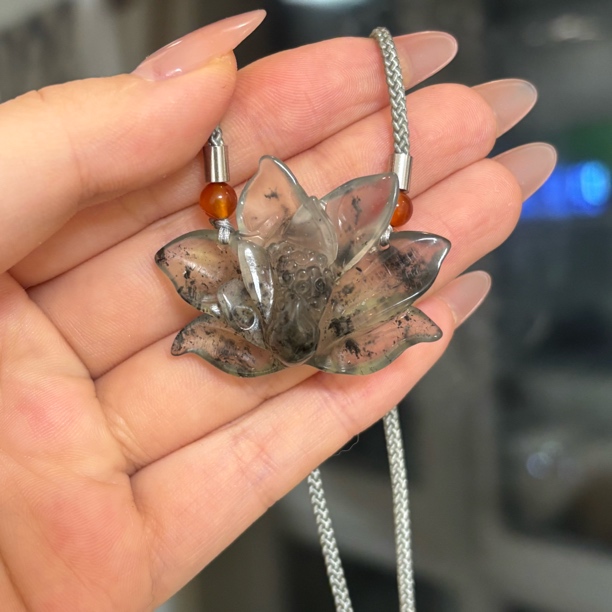 纯天然岫岩玉水墨荷花吊坠项链2