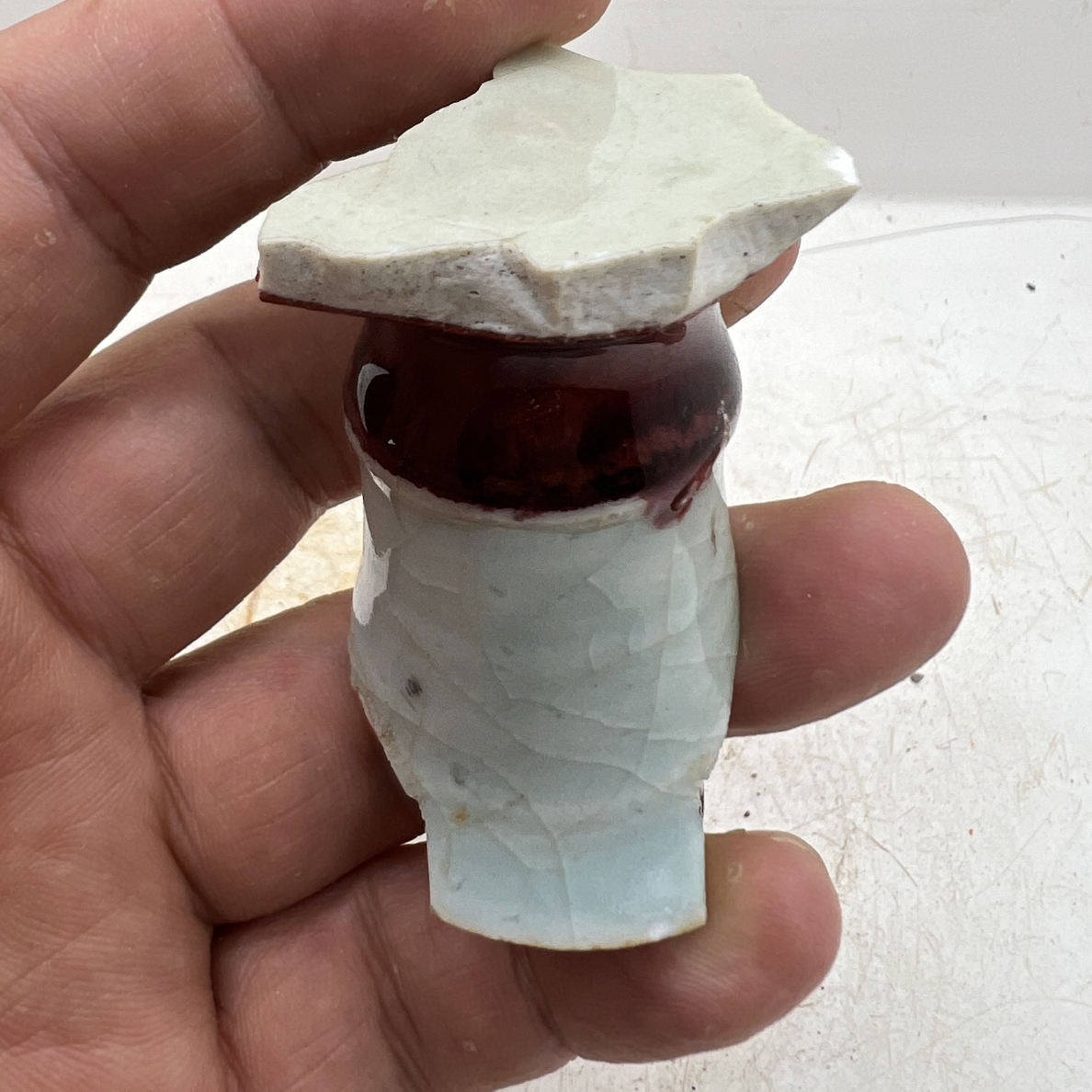 Y 釉里红高脚瓷片标本