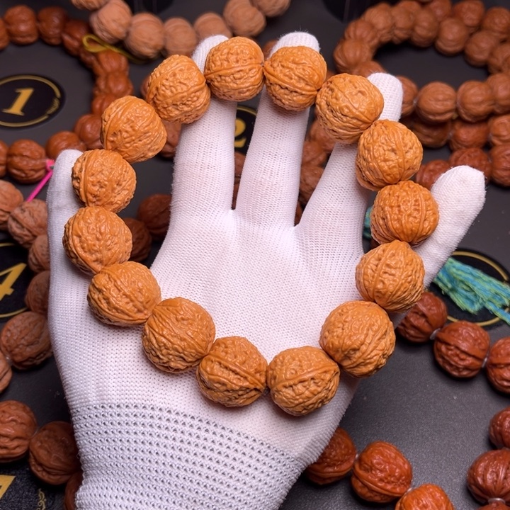 文玩核桃手串密纹