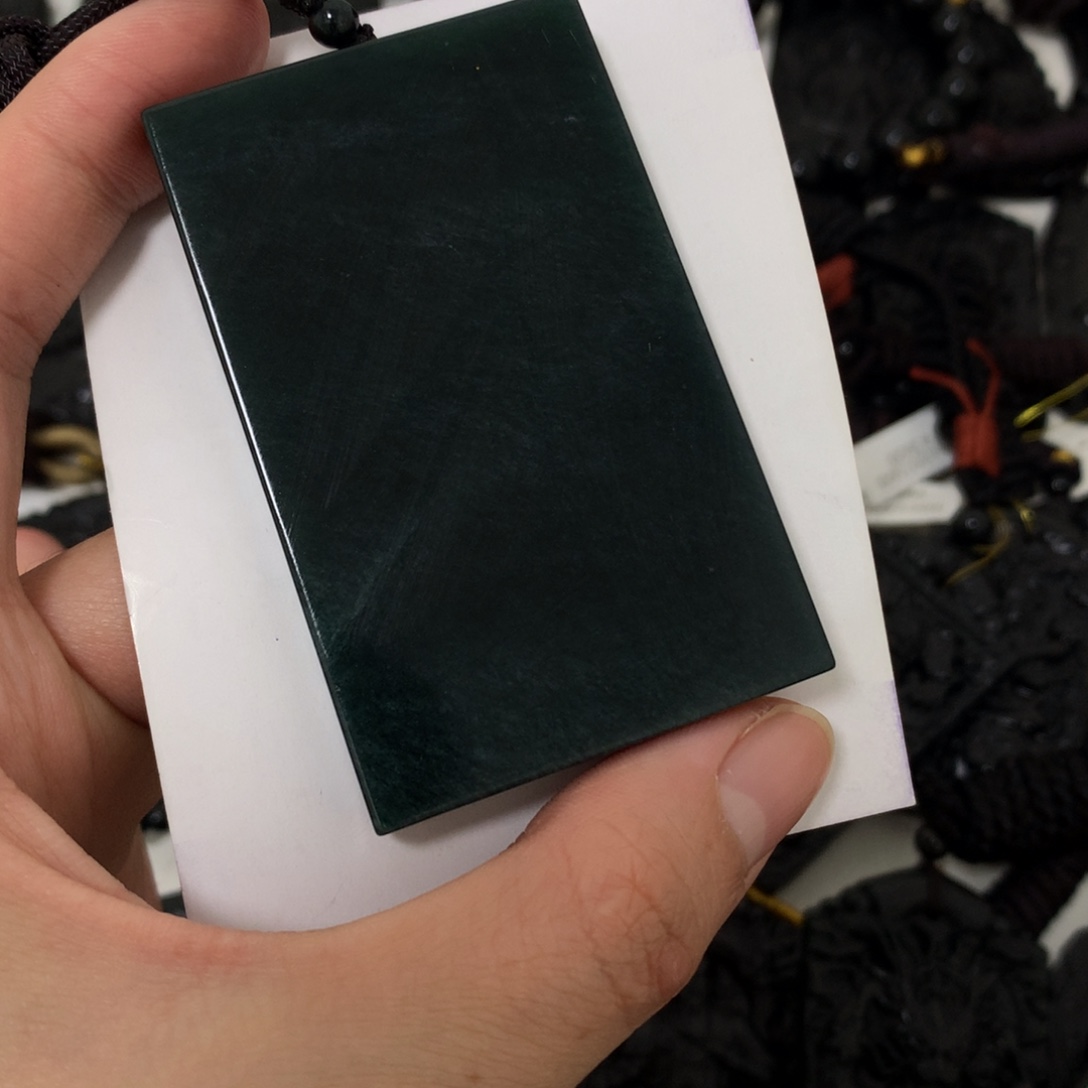 啊***展翡翠未镶嵌颈饰天然缅甸a货钢琴黑挂件