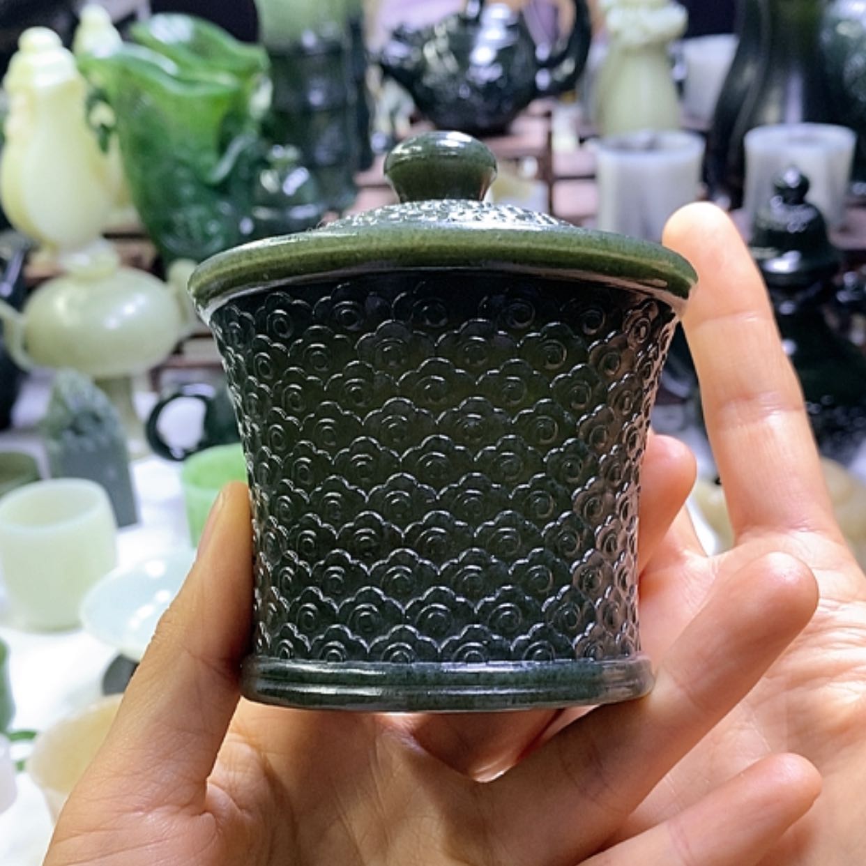 【闪购商品】和田玉（青玉）摆件未镶嵌微瑕。茶叶罐