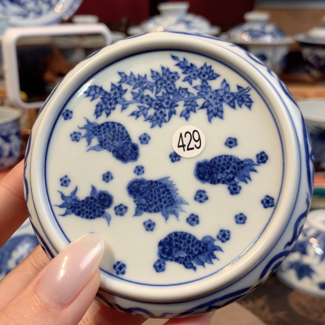 啊***南429青花兰寿盖置qd323