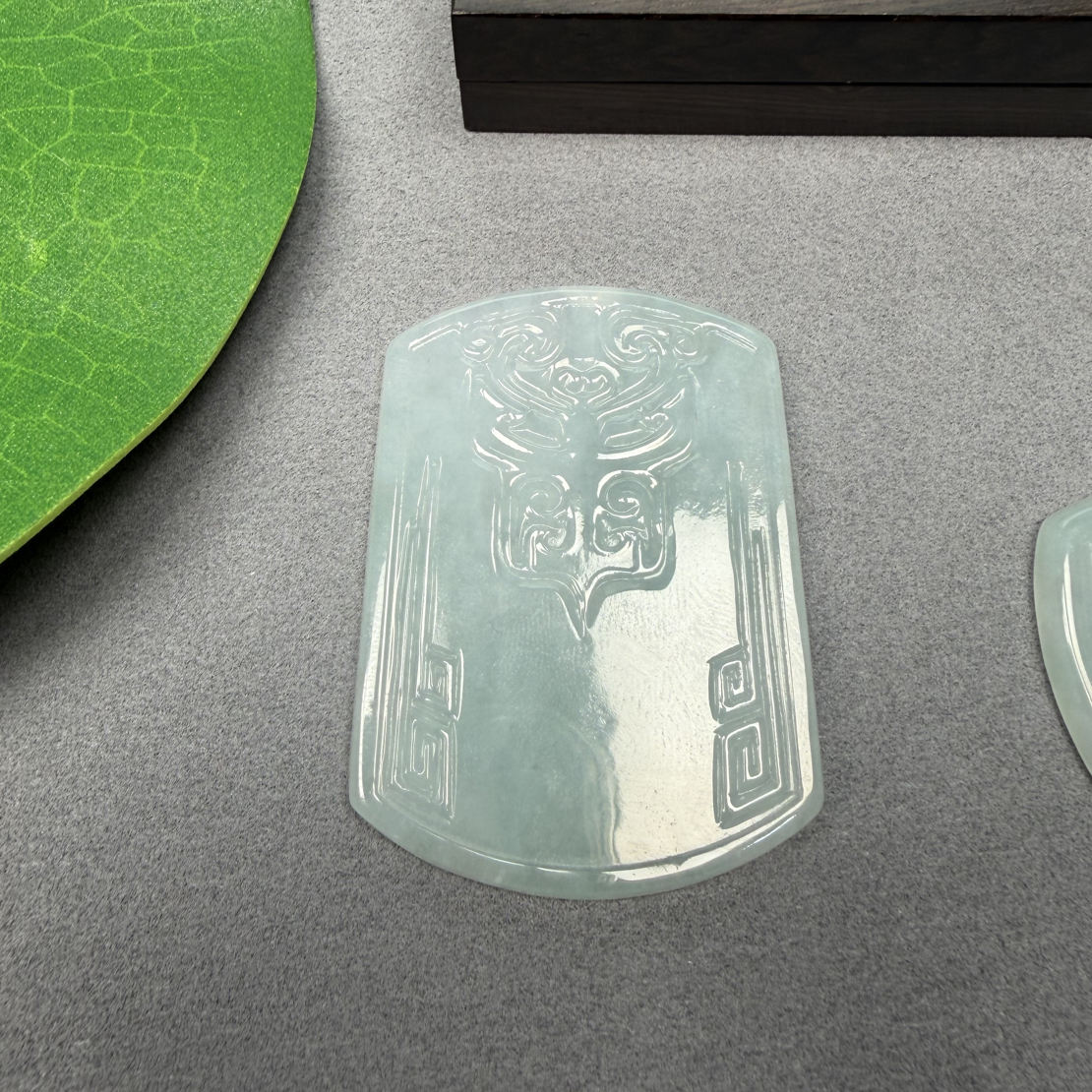 糯冰种仿古纹无事牌男女款玉坠挂件