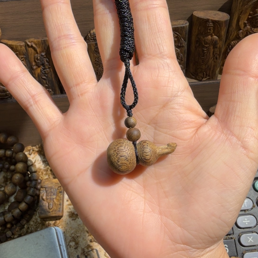 沉香碎屑沉香白棋楠葫芦块料