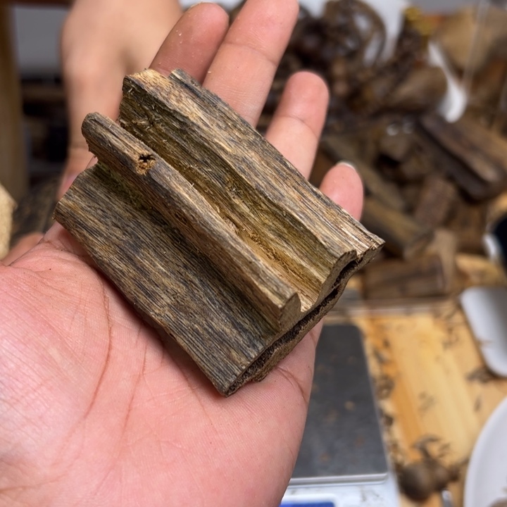 沉香沉香碎屑26克