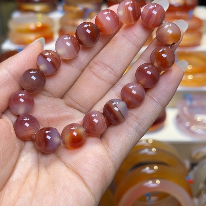 玛瑙/玉髓手镯未镶嵌